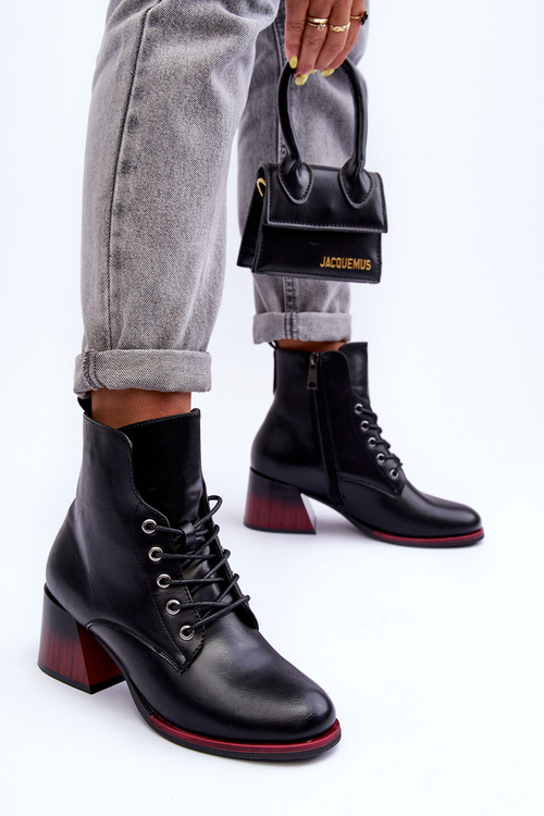 Шкіряні чоботи на підборах чорні Luloshe