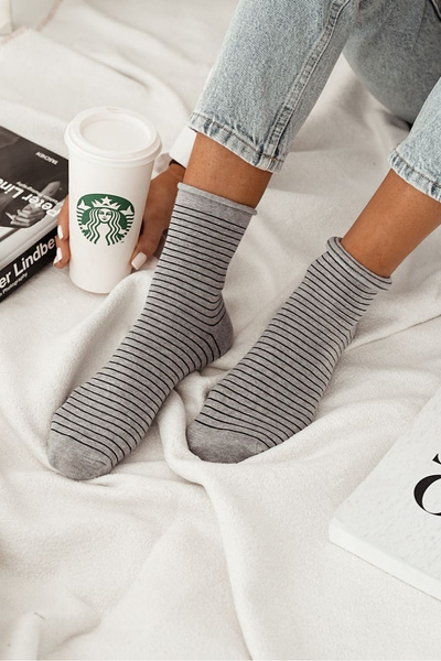 Жіночі Непресуючі Шкарпетки В Тонких Смугах Сірі