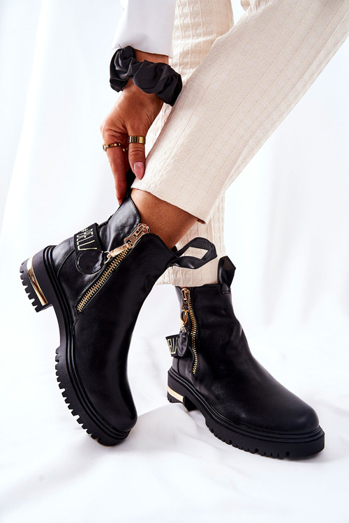 Класичні черевики з ремінцем Чорні Лорі