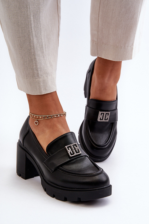 Туфлі жіночі на масивному каблуці з орнаментом Black Ranunca