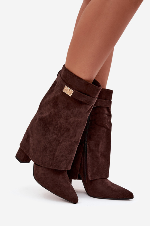 Теплі жіночі чоботи на каблуці з оздоблювальним ремінцем шоколадний Luvielle