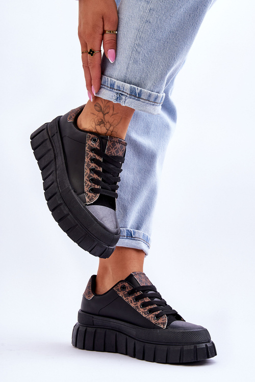 Жіночі шкіряні кросівки на платформі чорні Alison