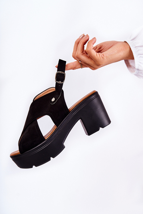 Замшеві босоніжки на каблуці чорні Arlena