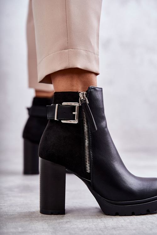 Шкіряні чоботи на високих підборах з декоративною блискавкою Чорні Rosita