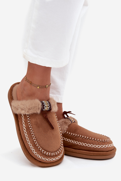 Жіночі тапочки з хутром і вишивкою коричневі Perivelle