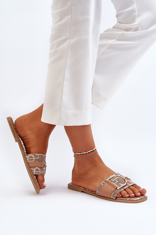 Блискучі жіночі тапочки з орнаментом коричневого кольору Taleci