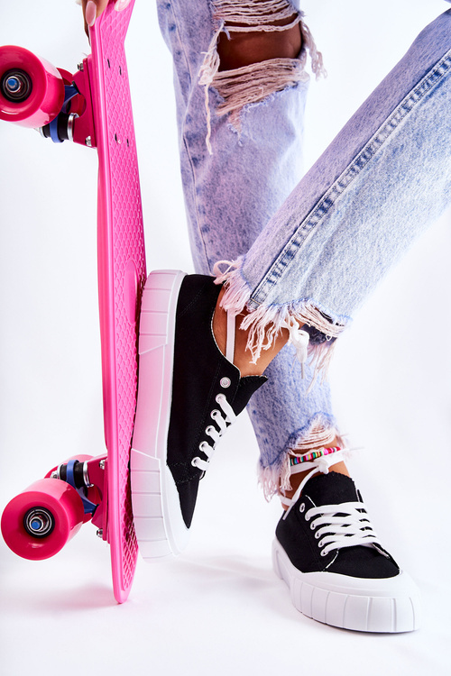 Жіночі кросівки на платформі чорні в комплекті