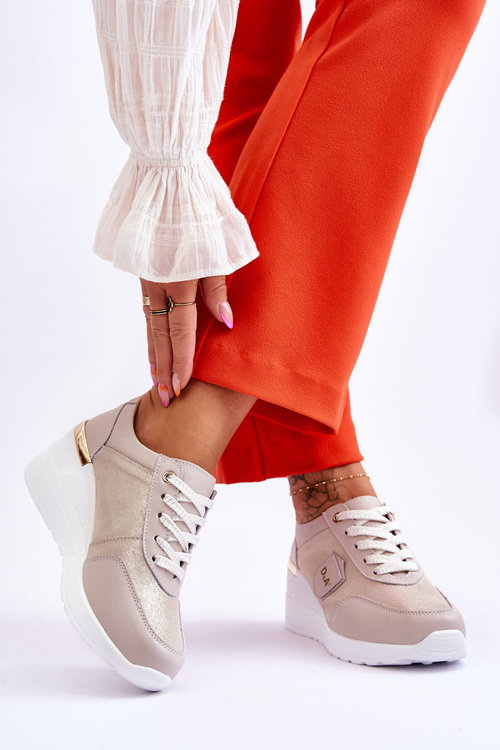 Жіночі шкіряні кросівки на танкетці Gold Beatris