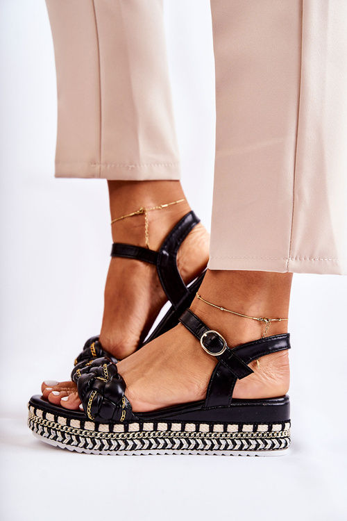 Жіночі плетені босоніжки на танкетці чорні чохли