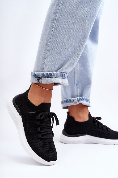 Класичне жіноче спортивне взуття чорного кольору Nikilla