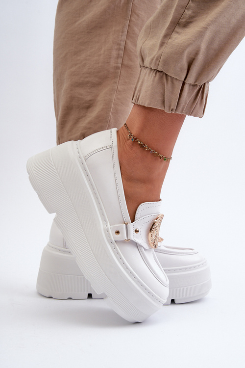 Zazoo 3458 Жіночі шкіряні мокасини з декором білі