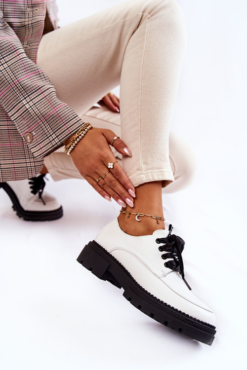 Жіночі шкіряні туфлі La.Fi 210004W-PU Білі