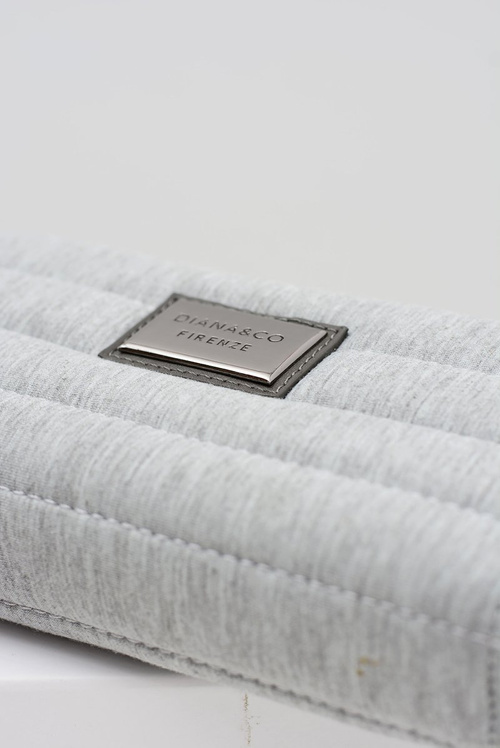 Великий сірий жіночий гаманець