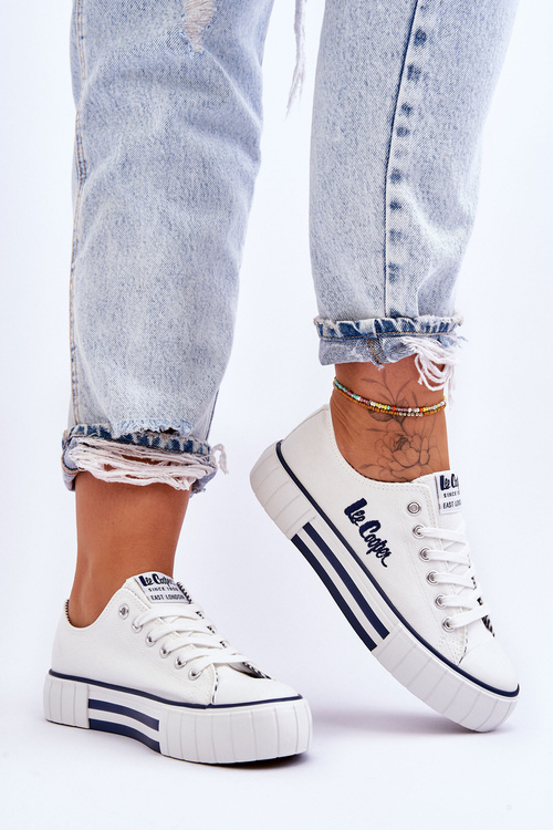 Жіночі кросівки на платформі Lee Cooper LCW-23-31-1802L білі