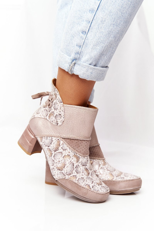 Жіночі шкіряні чоботи на блочному каблуці Maciejka Золотисто-бежеві 03963-20