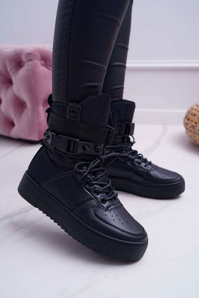 Жіноче спортивне взуття Black Quake на ременях