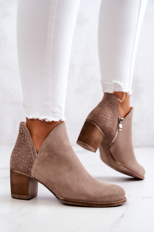 Жіночі шкіряні чоботи на каблуці Бежеві Larsa