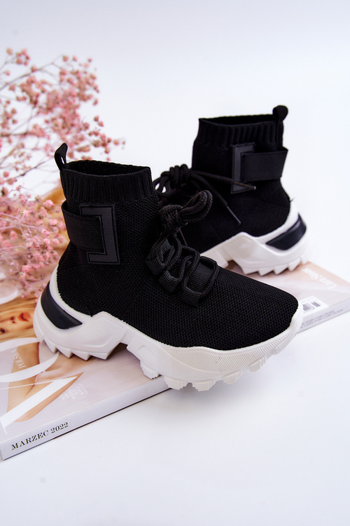 Дитяче спортивне взуття високий носок чорний Nickie