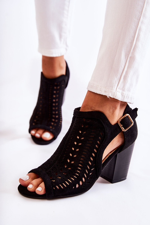 Жіночі черевики з вирізаною замшею весна Black Beyond Us