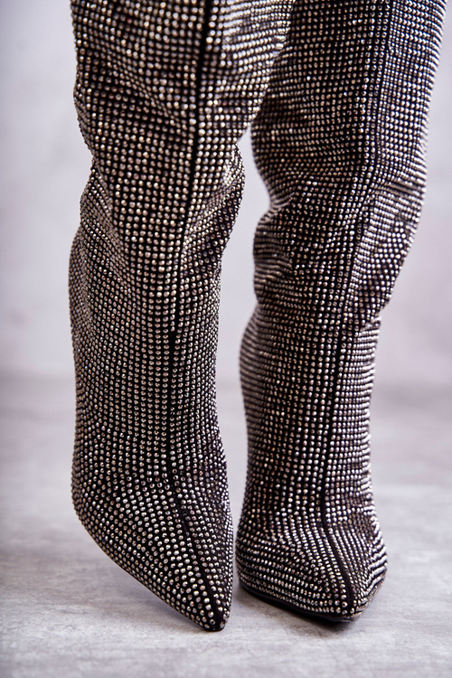 Модні чоботи на високому каблуці з фіанітами чорного кольору Lovisa