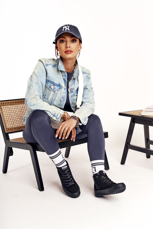 Жіночі високі кросівки на масивній підошві BIG STAR FF274244 Чорні