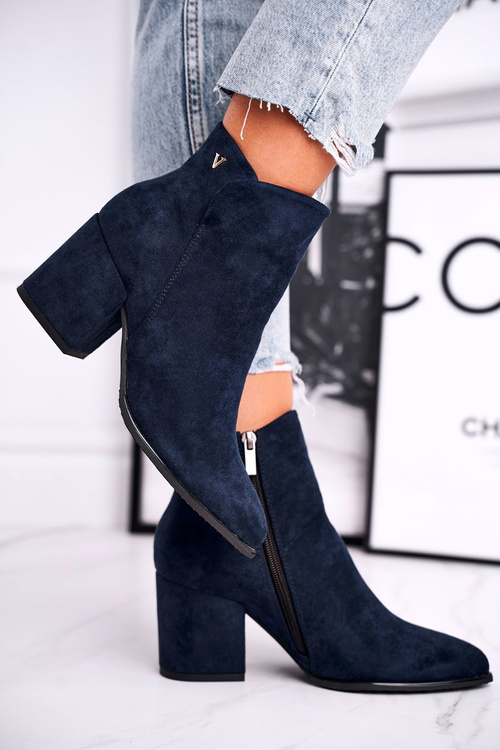 Жіночі чоботи на каблуці темно-сині So Good