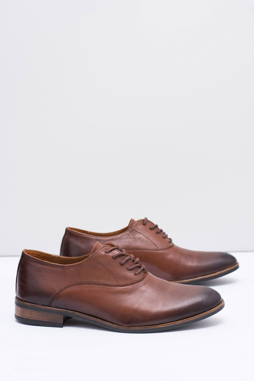 Чоловічі шкіряні напівчеревики Bednarek Visiting Brown Clark