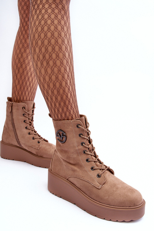 Замшеві чоботи на масивній платформі, танкетці, бежеві Lavica