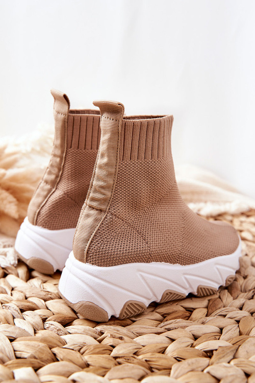 Дитяче молодіжне спортивне взуття бежеве Callobe