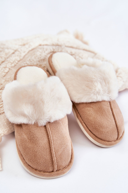 Жіночі гладкі тапочки з хутром бежеві Morisea