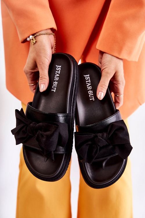 Класичні жіночі шкіряні тапочки з бантом Black Dessy