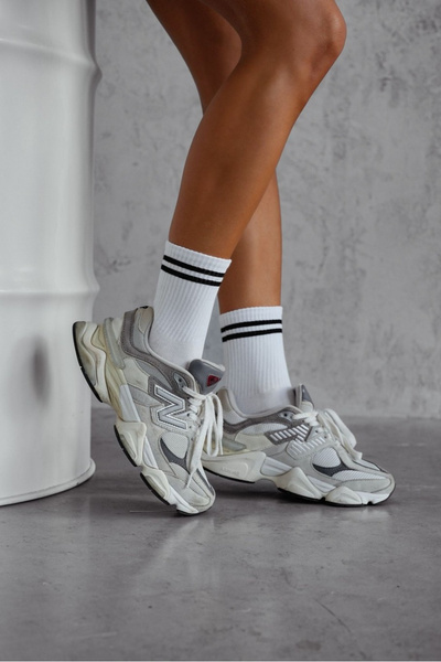 Жіночі Шкарпетки Два Тонкі Смужки Білий