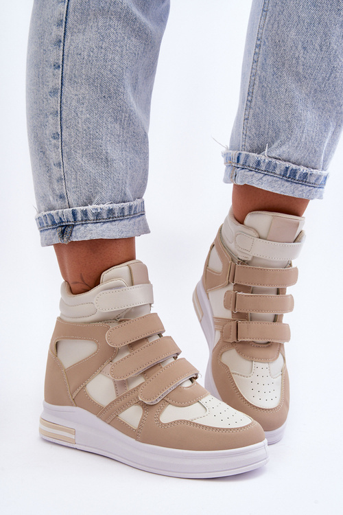 Жіночі високі спортивні туфлі на прихованій танкетці Бежеві Inari