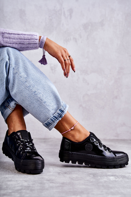 Модні лаковані кросівки Big Star KK274044 Чорні