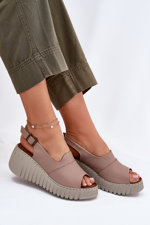 Жіночі Сандалі З Натуральної Шкіри На Танкетці Темно-бежеві Artiker 54C0788