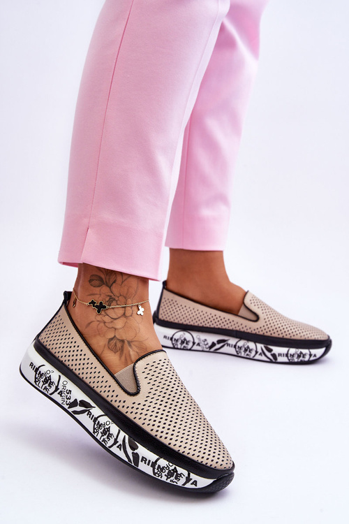 Жіночі ажурні шкіряні кросівки сліпони бежеві Sorito