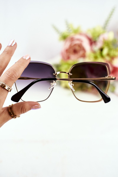 Жіночі сонцезахисні окуляри чорні Prius PRE-34 Gold Gradient