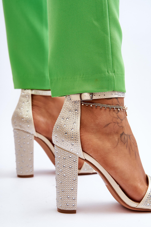 Жіночі босоніжки на високих підборах з цирконами бежеві ідеальні