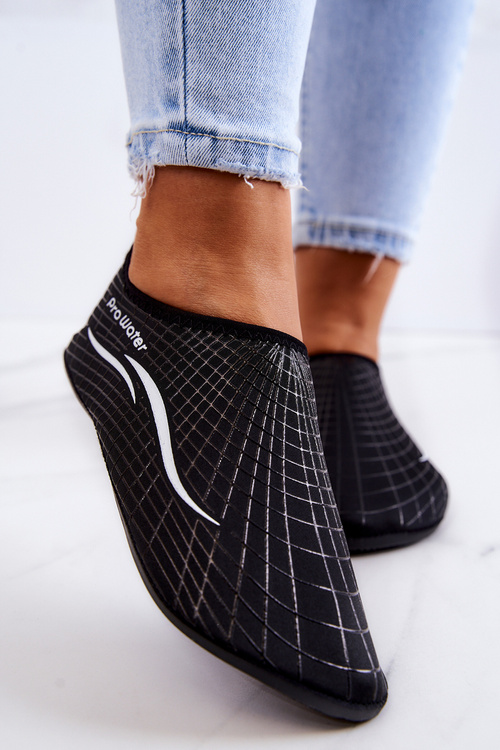 Жіноче спортивне взуття для води ProWater 22-4-013L Black