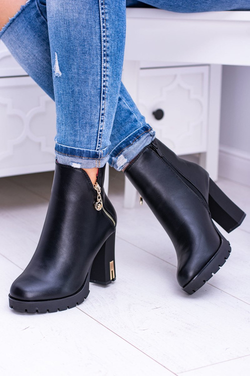 Чорні екстравагантні черевики Superlove