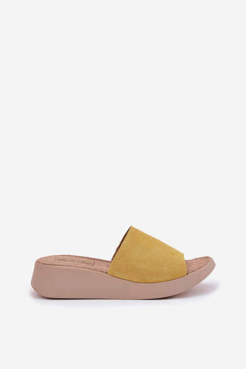 Жіночі Замшеві Сандалі На Танкетці Panto Fino Жовті RR267038