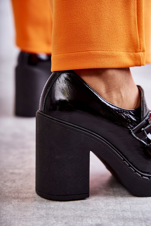 Лаковані туфлі на масивній посадці Black Jaime