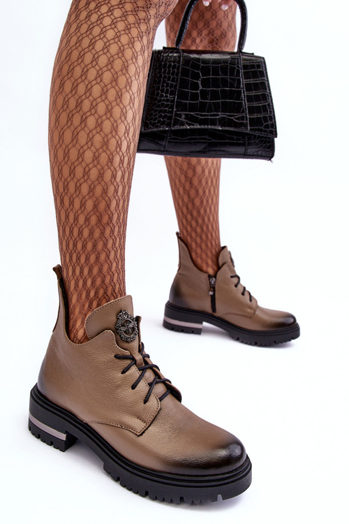 Жіночі шкіряні ботильйони на плоскому каблуці бежеві Charline