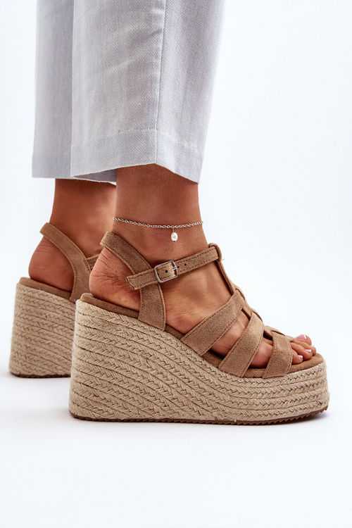 Коричневі босоніжки на танкетці з плетінням Gnosis