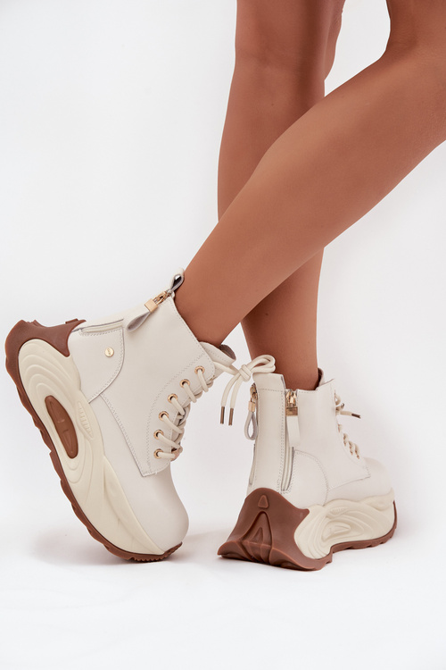 Шкіряні утеплені жіночі черевики на платформі GOE SS2N4300 Світло бежевий