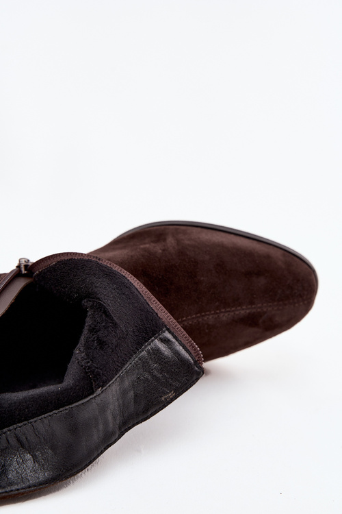 Жіночі черевики з натуральної замші на каблуці з підкладкою D&A CR52-651 шоколадні