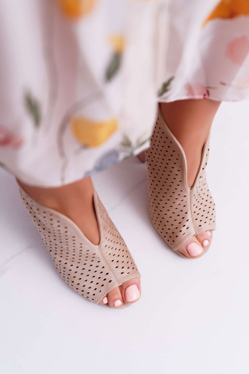 Жіночі босоніжки з відкритим носком бежеві Nevienna