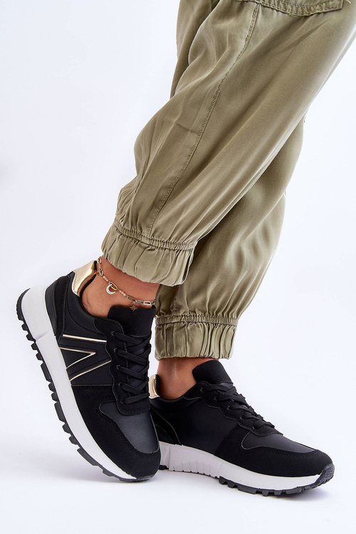 Шкіряне жіноче спортивне взуття Black Kabama