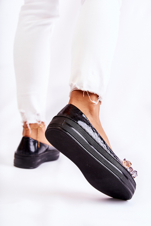 Шкіряні балетки на платформі з орнаментом Чорний бер'єт