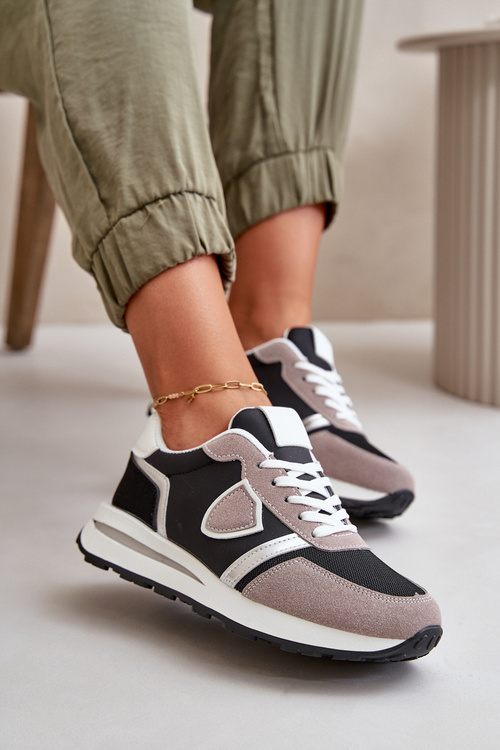 Жіночі кросівки з блискітками чорні Velaniela